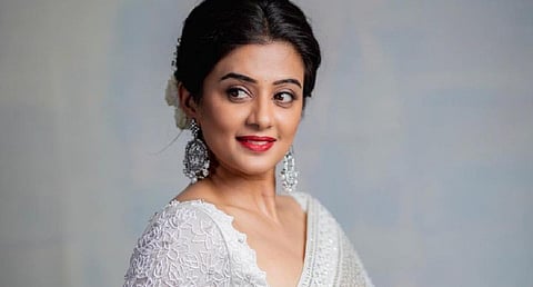 என்னை அப்படியே ஞாபகம் வைத்திருந்தார்: ஷாருக்கானை புகழும் பிரியாமணி