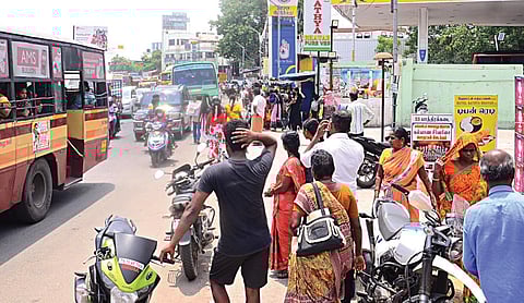 மதுரவாயல் ஏரிக்கரையில் நிழற்குடை அமைக்கப்படுமா? - உங்கள் குரலில் வாசகர் வேண்டுகோள்