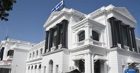 தமிழகத்தில் ஐஏஎஸ் அதிகாரிகள் பணியிட மாற்றம்: போக்குவரத்துத் துறை ஆணையராக சண்முக சுந்தரம் நியமனம்