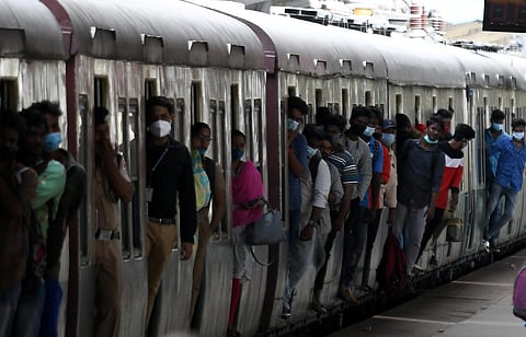 சென்னையை ஒட்டியுள்ள பகுதிகளில் பாசஞ்சர் ரயில்கள் மீண்டும் இயக்கப்படுமா? - அனைத்து நிலையங்களிலும் நிற்கும்.. கட்டணமும் குறைவு