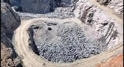 விபத்து நடந்த கல்குவாரி.