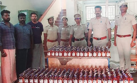 தஞ்சை | வெளிமாநில மதுபான பாட்டில்கள் பறிமுதல்: 2 பேர் கைது