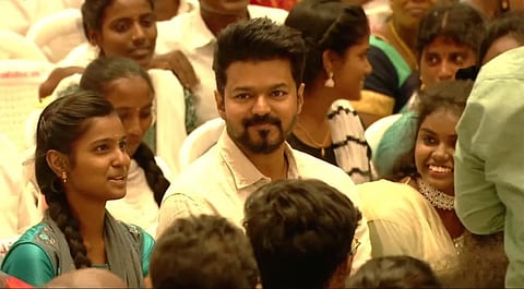 மாணவர்களுக்கு விஜய் அட்வைஸ் முதல் மணிப்பூர் நிலவரம் வரை | செய்தித் தெறிப்புகள் 10 @ ஜூன் 17, 2023