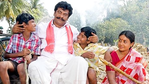 ஏழை தகப்பன்களின் தியாகங்களின் சாட்சியாய் ’தவமாய் தவமிருந்து...’ | Father's Day Special