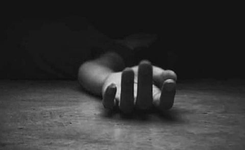 திருவண்ணாமலையில் சாதி சான்றிதழ் வழங்க மறுப்பு: மாணவி தற்கொலை முயற்சி