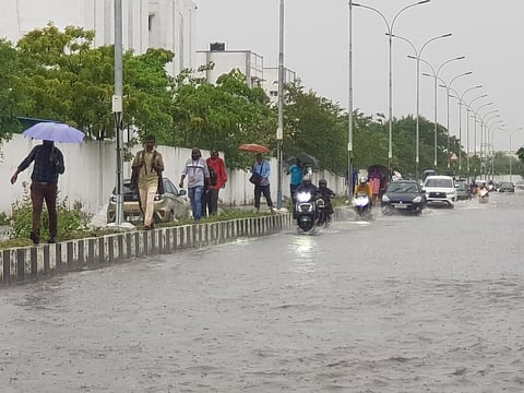 தமிழகத்தில் 9 மாவட்டங்களில் இன்று கனமழைக்கு வாய்ப்பு - இந்திய வானிலை ஆய்வு மையம் எச்சரிக்கை