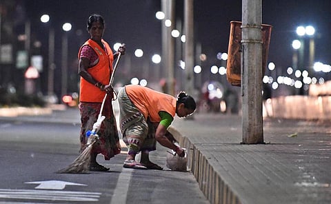இரவில் பெண்கள் பாதுகாப்புக்கு தமிழக காவல் துறை புதிய திட்டம்: உதவி எண்கள் அறிவிப்பு
