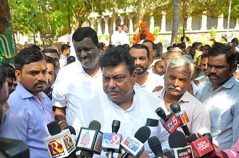 எங்கள் மாநிலத்துக்கு வாருங்கள் - எலான் மஸ்குக்கு அழைப்பு விடுக்கும் கர்நாடகா