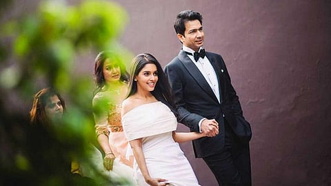 விவாகரத்து வதந்திகளுக்கு முற்றுப்புள்ளி வைத்த அசின்