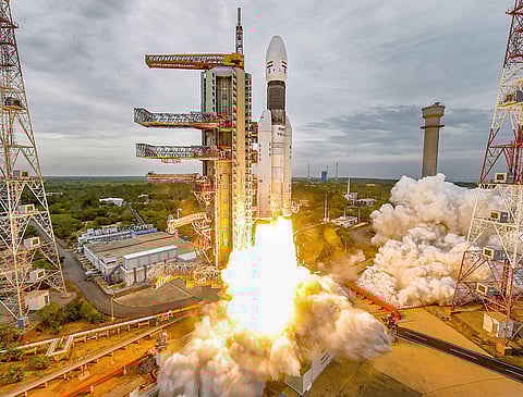 நிலவின் தென்துருவத்தை ஆராய்வதற்காக சந்திரயான்-3 விண்கலம் ஜூலை 13-ல் ஏவப்படும்