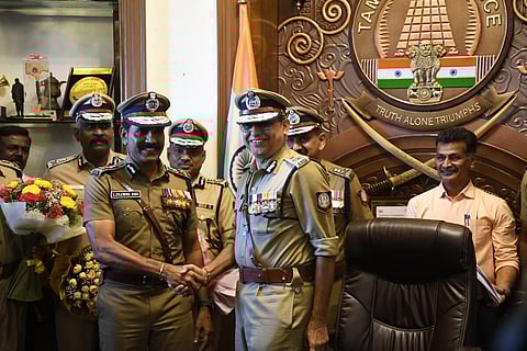 தமிழகத்தில் ரவுடிகளுக்கு எதிரான நடவடிக்கைகள் தொடரும் - டிஜிபியாக பொறுப்பேற்ற சங்கர் ஜிவால் உறுதி