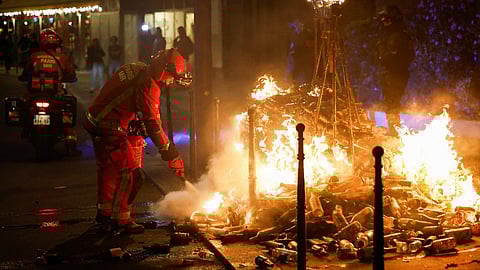 Revenge for Nahel - 4வது நாளாக பற்றி எரியும் பிரான்ஸ்: பெற்றோர்களுக்கு அதிபர் மேக்ரான் கோரிக்கை