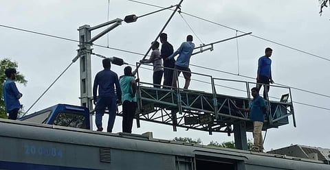 மதுரை - செங்கோட்டை இடையே மின்சார இன்ஜின் ரயில்கள் இயக்கம் எப்போது?