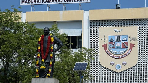 காமராசர் பல்கலை.யில் விடைத்தாள் திருத்தும் பணியில் புறக்கணிப்பு - கவுரவ விரிவுரையாளர்கள் குற்றச்சாட்டு