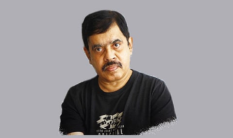 வரலாற்றின் மாயம் விலக்கும் யதார்த்தம்