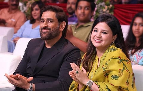 எல்.ஜி.எம் பட நிகழ்வில் தோனி மற்றும் சாக்ஷி தோனி | படம்: ட்விட்டர்