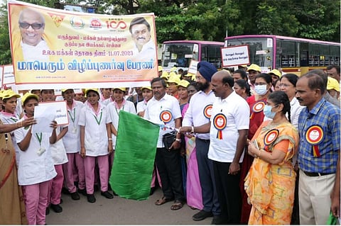 பேரணியை தொடங்கி வைத்த அமைச்சர்