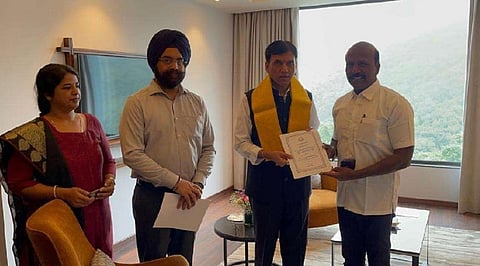 கோவையில் எய்ம்ஸ் தேவை: மத்திய அமைச்சரிடம் மா.சுப்பிரமணியன் நேரில் முன்வைத்த அரசின் 14 கோரிக்கைகள்