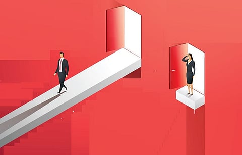 பெண்கள் ஆண்கள் குழந்தைகள் - 7: ஒரே உலகில் ஏன் இரண்டு உலகங்கள்?