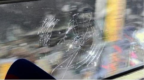 ரயில் மீது கல்வீசி சேதப்படுத்தினால் 5 ஆண்டுகள் வரை சிறை: ரயில்வே நிர்வாகம் எச்சரிக்கை