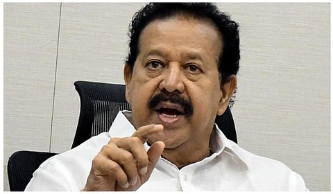 பல்கலைக்கழக பணிகள் குறித்து ஆளுநரிடம் கேட்க அவசியமில்லை: துணைவேந்தர்களுக்கு அமைச்சர் அறிவுறுத்தல்