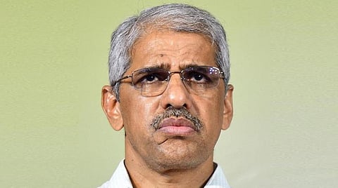 தமிழகம் முழுவதும் 42 டிஆர்ஓக்கள் இடமாற்றம்: தலைமைச் செயலர் சிவ்தாஸ் மீனா உத்தரவு