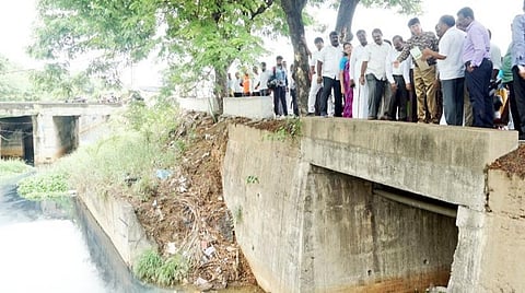 ஓட்டேரி நல்லா கால்வாயில் பருவமழைக்கு முன்பு தூர்வார வேண்டும்: அதிகாரிகளுக்கு மாநகராட்சி ஆணையர் அறிவுறுத்தல்