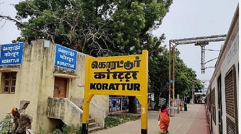 கொரட்டூரில் நில அதிர்வு ஏற்பட்டதாக கூறப்பட்ட குடியிருப்பில் அமைச்சர் முத்துசாமி, வாரிய தலைவர் ஆய்வு