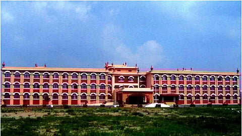 முதியவருக்கு எய்ட்ஸ் பாதித்ததாக தவறான தகவல்: மருத்துவமனைக்கு ரூ.5 லட்சம் அபராதம்