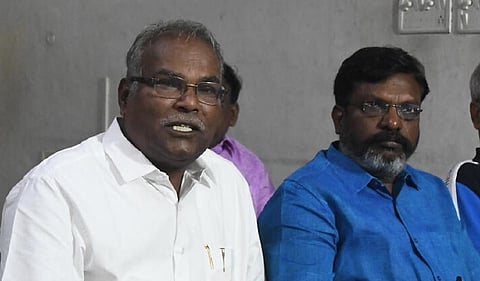 கே.பாலகிருஷ்ணன் மற்றும் திருமாவளவன் | கோப்புப் படம்