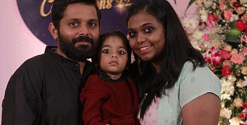 கோவை தம்பதியின் 3 வயது குழந்தைக்கு ‘சாதி, மதம் இல்லை’ என சான்று