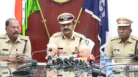 புதுச்சேரியில் செய்தியாளர்களை சந்தித்த போக்குவரத்து சீனியர் எஸ்பி பிரிஜேந்திரகுமார் யாதவ்