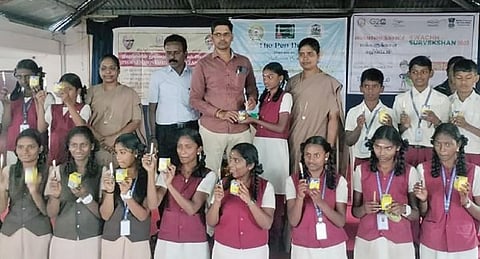 மக்காத துயரமாக மாறும் பந்துமுனை பேனா - சூழலைக் காக்க ‘மை’ யை கையிலெடுத்த அரசு அதிகாரி