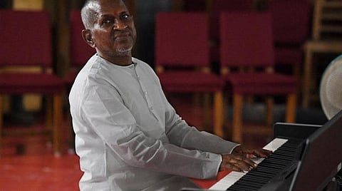 சுதந்திர சுடர்கள்: காந்தி பஜனுக்கு இளையராஜா இசை!