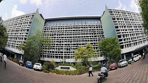 அமைச்சர் செந்தில் பாலாஜியிடம் அமலாக்கத் துறை விடிய விடிய விசாரணை: 2-வது நாளாக இன்றும் தொடர்கிறது