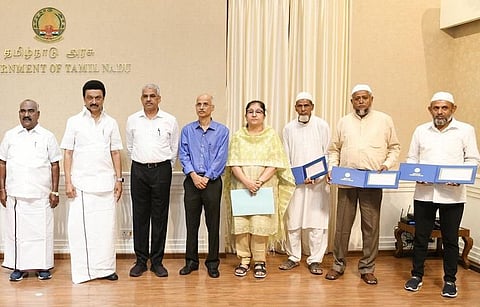 தமிழக முதல்வர் ஸ்டாலின் 3987 பயனாளிகளுக்கு தலா ரூ.25 ஆயிரம் வீதம் ஹஜ் மானியத் தொகை வழங்கினார்