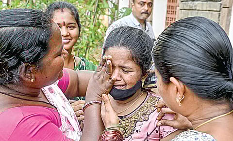 அழுகை பலமா.... பலவீனமா!