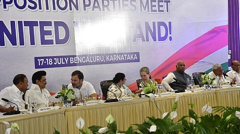 மே.வங்கத்தில் மார்க்சிஸ்ட், பஞ்சாபில் காங். தனித்து போட்டி - இண்டியா கூட்டணியின் திட்டத்துக்கு சிக்கல்