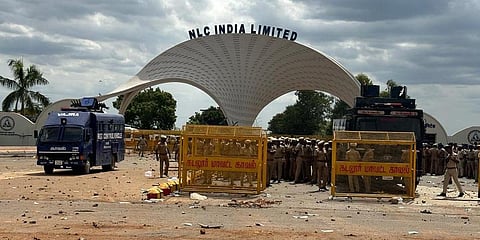 என்எல்சி பிரச்சினை | ஓய்வுபெற்ற நீதிபதியை நியமிப்பது குறித்து ஆக.22-க்குள் மத்திய அரசு பதிலளிக்க உயர் நீதிமன்றம் உத்தரவு