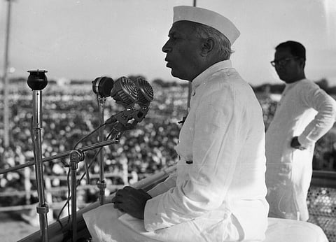 செங்கோட்டை முழக்கங்கள் 6 - வரவேற்கிறது வருங்காலம் | 1952