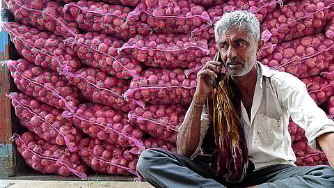 டெல்லி | தக்காளியைத் தொடர்ந்து இன்று முதல் வெங்காயம் மானிய விலையில் விற்பனை