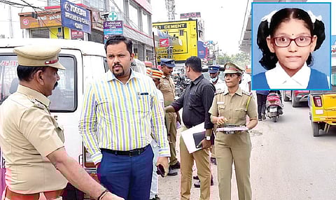 கோவிலம்பாக்கத்தில் விபத்து ஏற்பட்ட இடத்தில் செங்கை ஆட்சியர் ஆ.ர.ராகுல் நாத் ஆய்வு மேற்கொண்டார். (உள்படம்) லியோரா ஸ்ரீ.