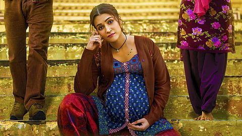 ‘வார்த்தைகள் வரவில்லை’ - தேசிய விருது குறித்து கீர்த்தி சனோன் நெகிழ்ச்சி