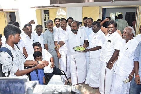 “அதிமுகவில் குழப்பம் ஏற்படுத்த நினைத்தவர்களுக்கு சம்பட்டி அடி தீர்ப்பு” - ஆர்.பி.உதயகுமார்