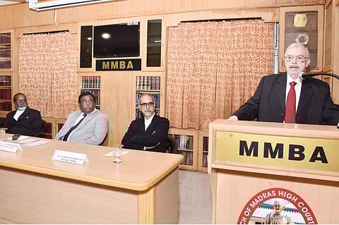 "குடும்ப நல வழக்குகளை ஓராண்டுக்குள் முடிக்க விதிகள்" - முன்னாள் தலைமை நீதிபதி சதாசிவம் வலியுறுத்தல்