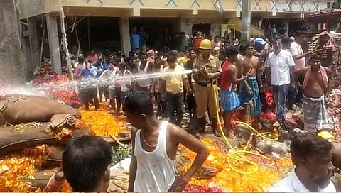 மேற்கு வங்க பட்டாசு ஆலை விபத்து: பலி எண்ணிக்கை 7 ஆக அதிகரிப்பு; 30 பேர் காயம்