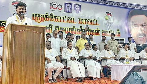 நீட் தேர்வுக்கு எதிராக போராட ஒரு உதயநிதி போதாது: அமைச்சர் உதயநிதி பேச்சு