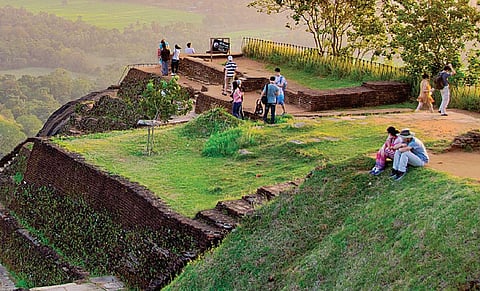 உலகம் - நாளை - நாம் - 26: நடுக்கடலில் ஒரு ரத்த உறவு!