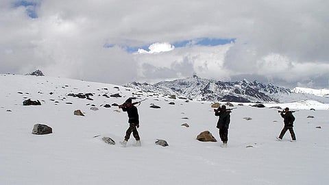 எல்லைப் பிரச்சினை | அருணாச்சலப் பிரதேசத்தை இணைத்து புதிய வரைபடத்தை வெளியிட்டது சீனா