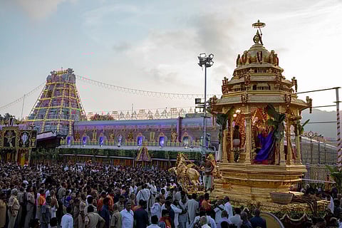 ஏழுமலையான் கோயில் பிரம்மோற்சவ விழாவின் கருட சேவை நாளில் திருமலைக்கு பைக்குகள் வர தடை